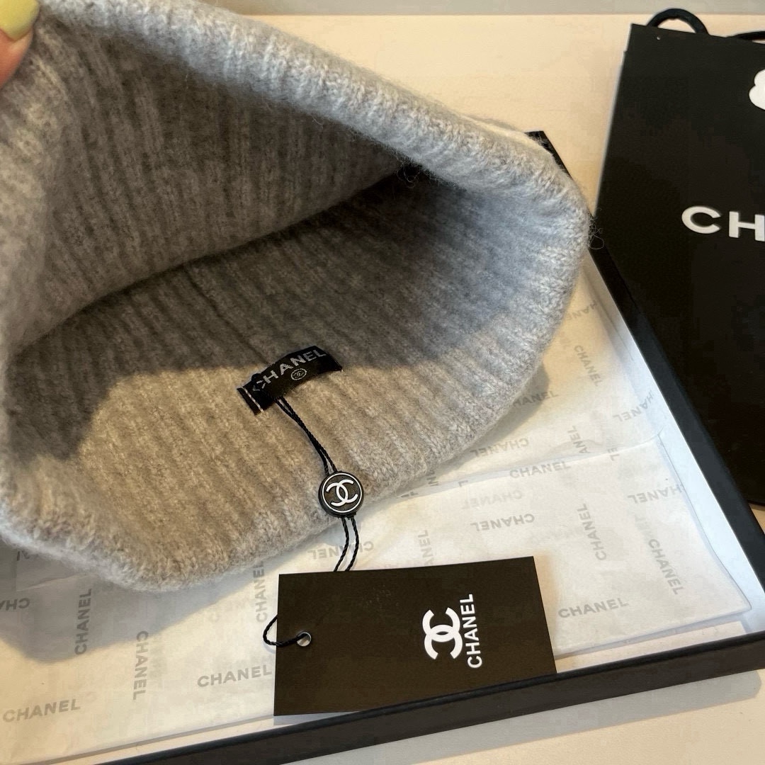 🆕

Chanel香奈儿针织毛线帽