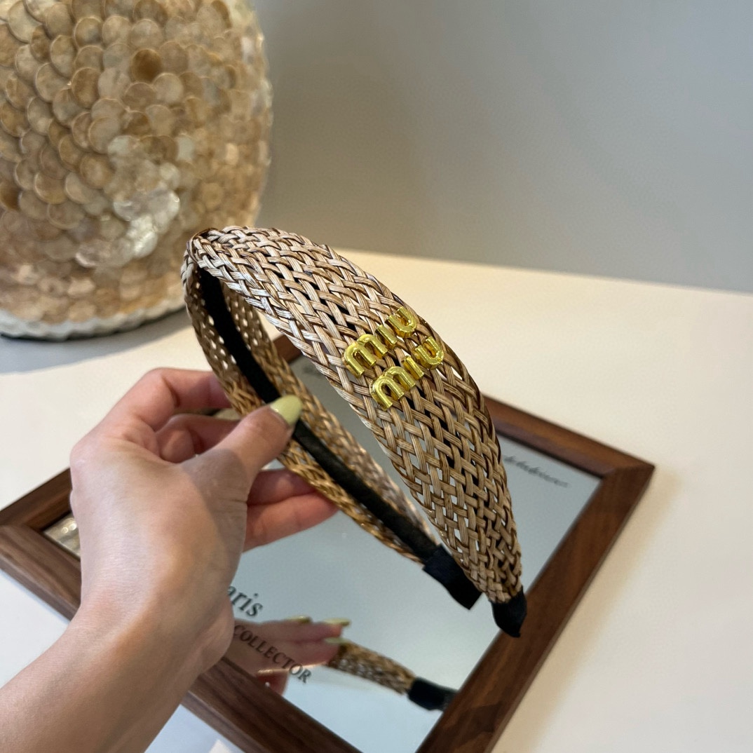 🆕

miumiu缪缪新款发箍