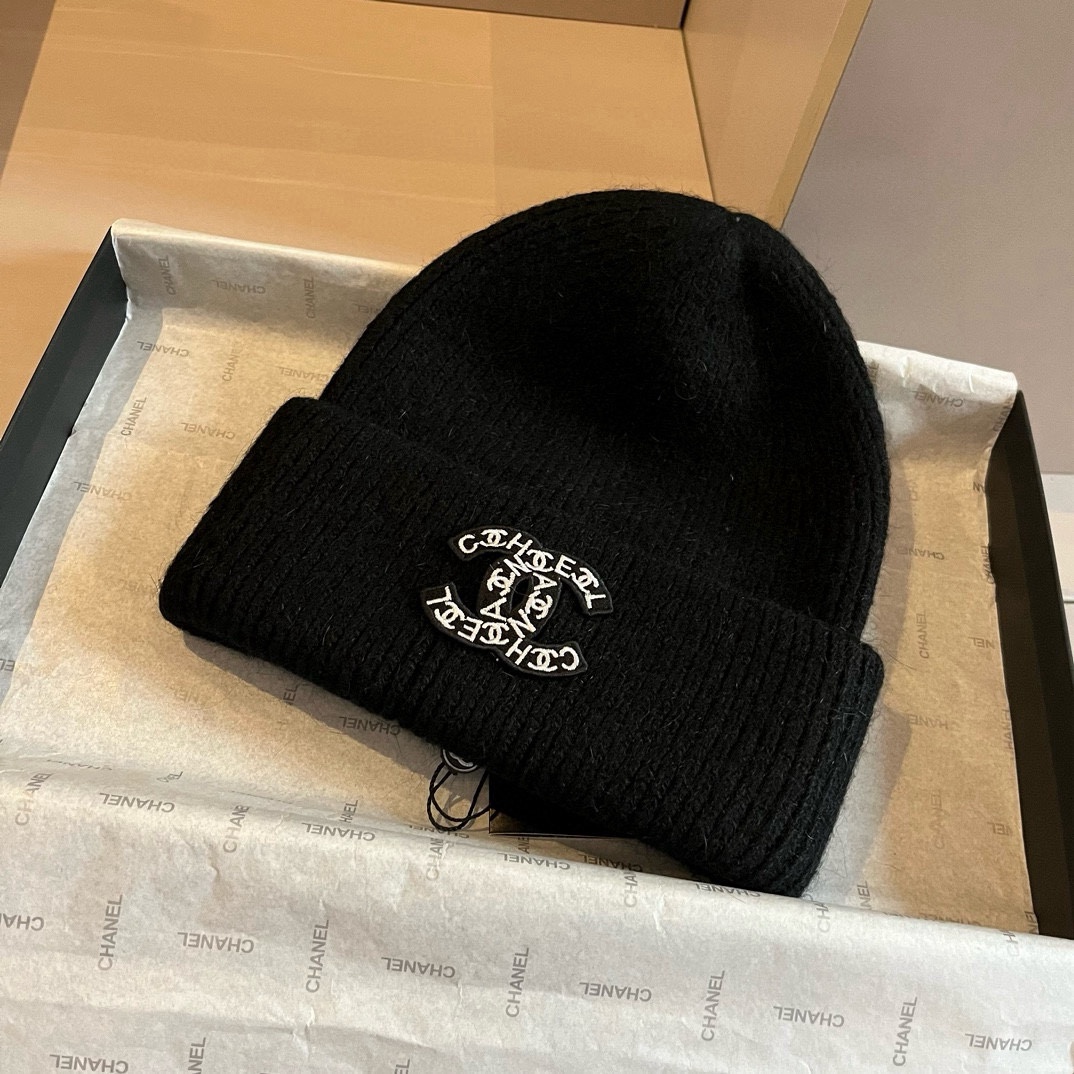 🆕

Chanel香奈儿针织毛线帽