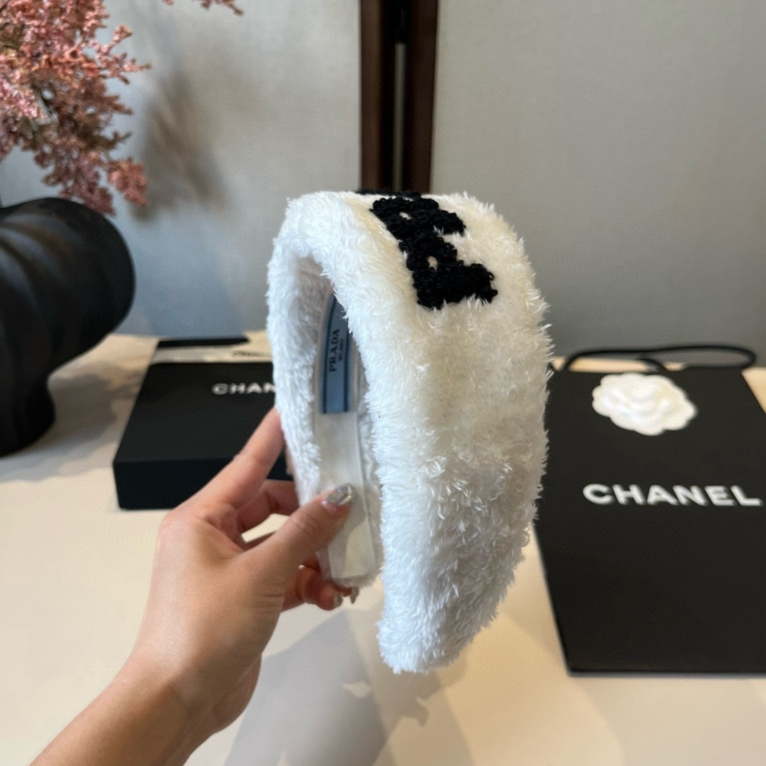🆕

PRADA普拉达发箍
