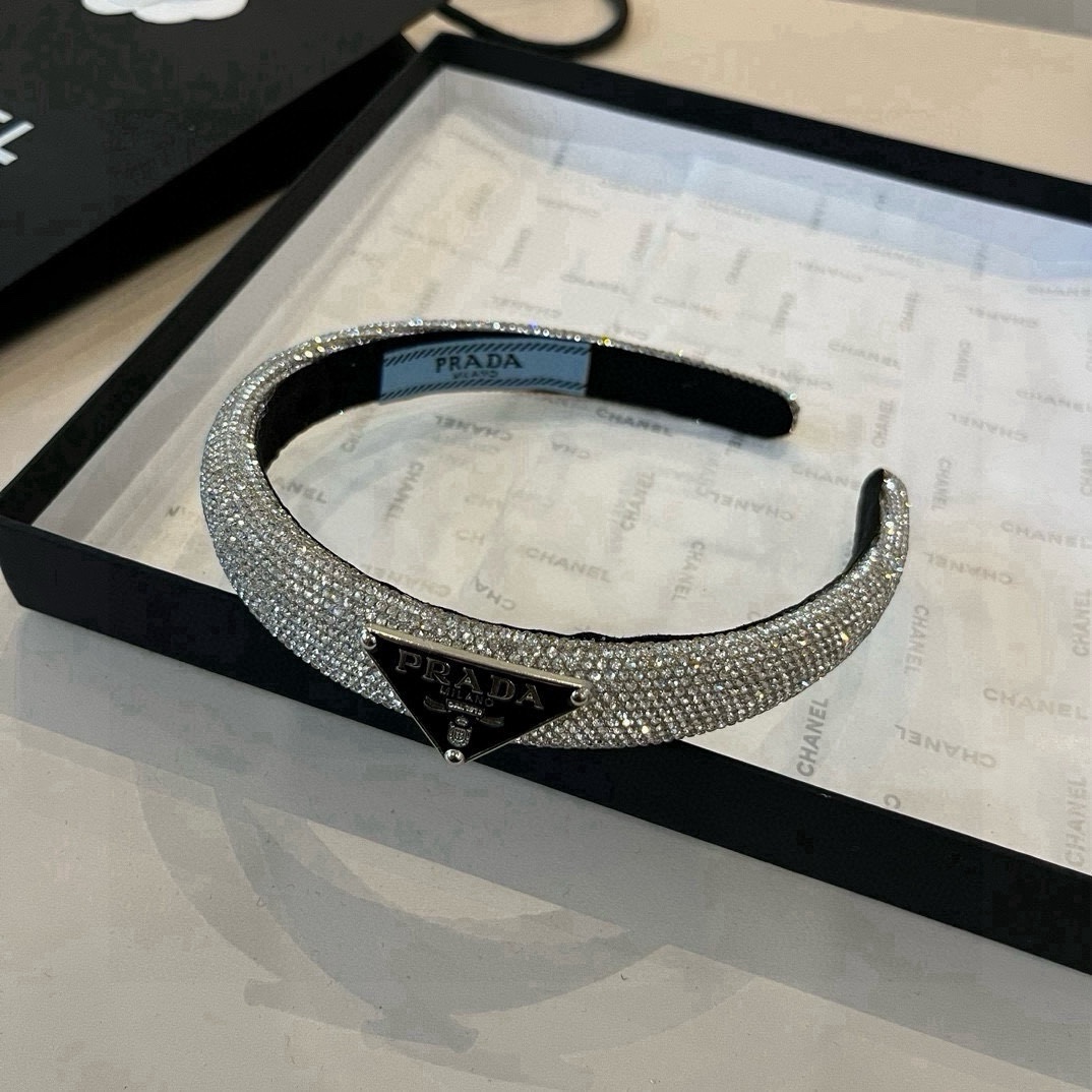 🆕

PRADA普拉达发箍