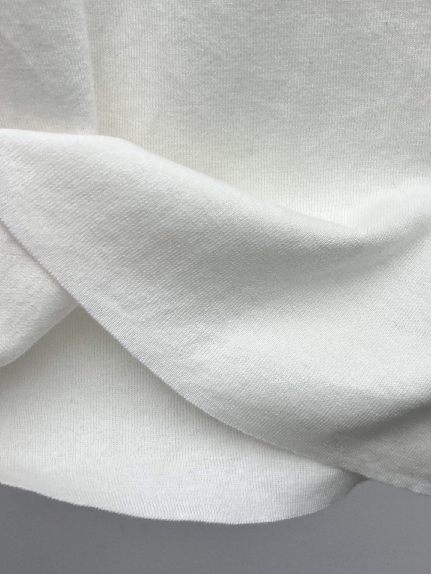 miumi*徽标针织背心这款柔软棉质背心结合简约线条与现代风格其多功能廓形适合大胆叠穿打造时髦个性造型码