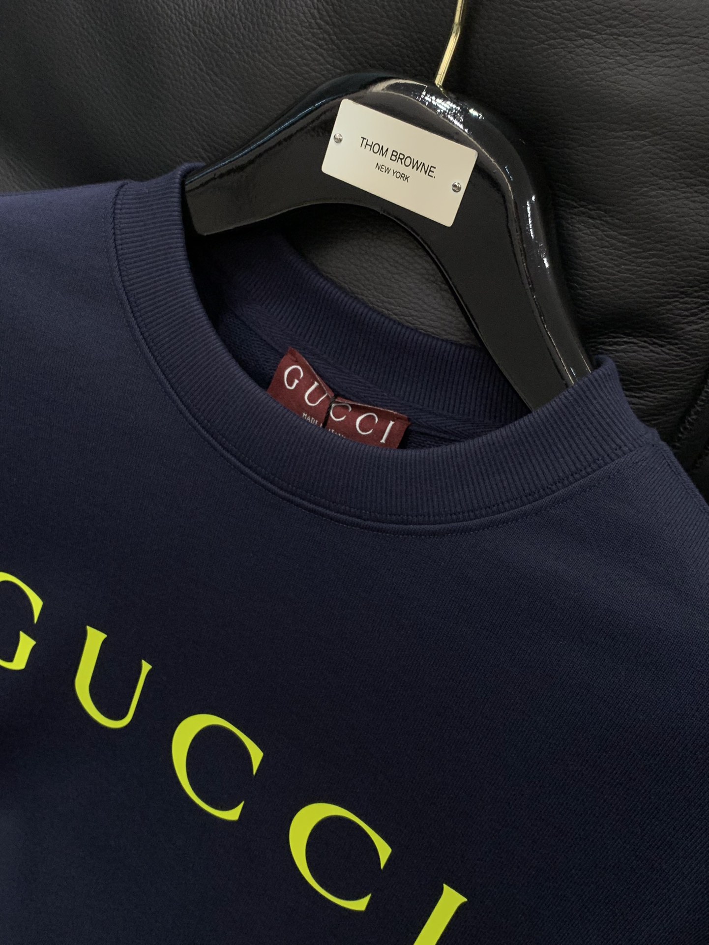，Gucci 古驰，2025秋季最新款，专柜同步有售，原单狠货，时尚休闲圆领长袖卫衣，上身很有特点！吸睛