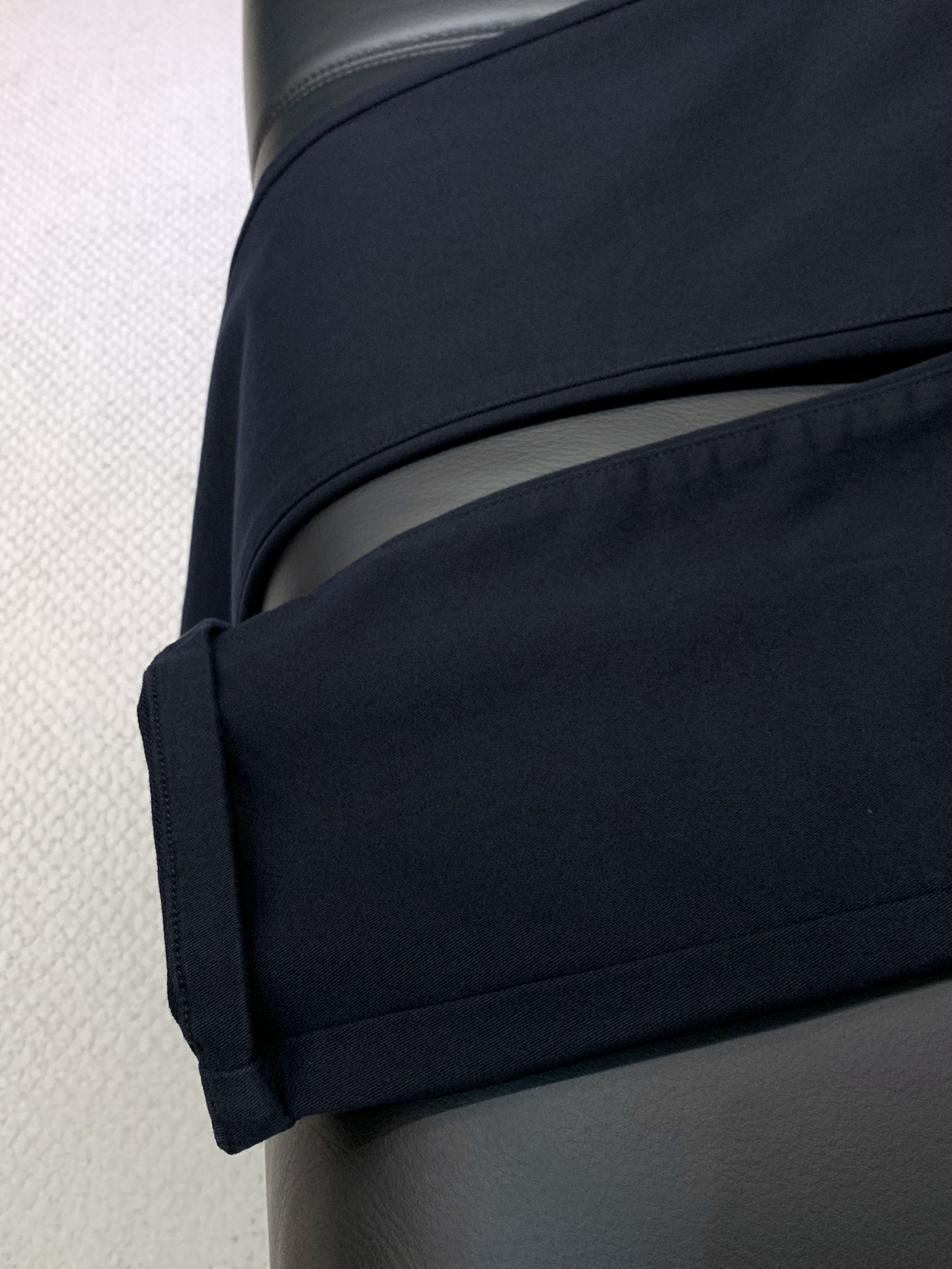 ，Kiton，2025秋季最新品，专柜同步有售，时尚休闲裤，进口原版水洗面料，做工极为复杂，唯一可以做代