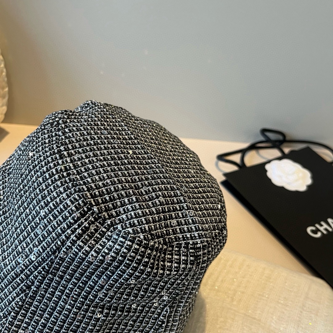🆕

Dior新款渔夫帽，闪片渔夫帽，春秋新款，头围57cm