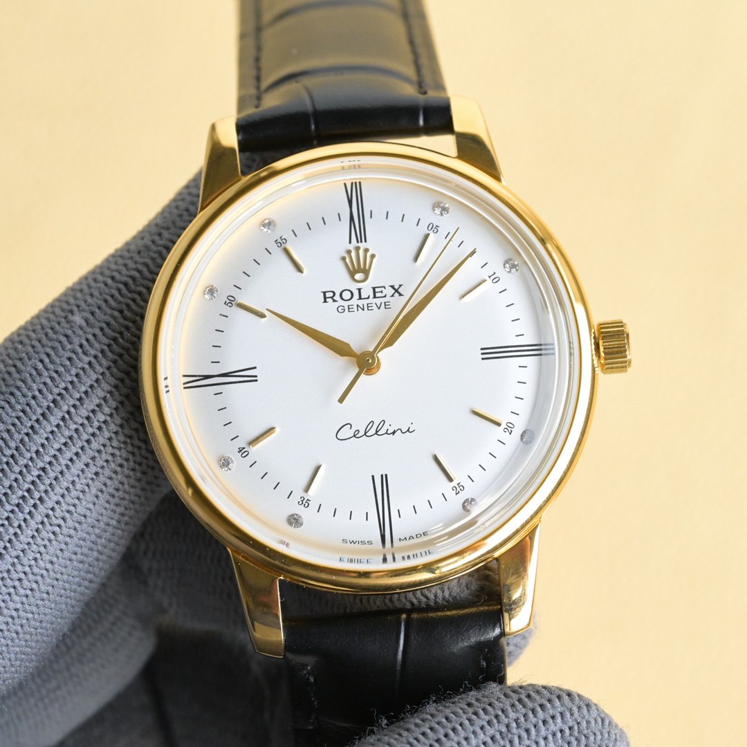 NO:340476,White-shelled gold-shelled Rolex hot new style new pot lid, taking up to 6 months!  Ultra-thin men's automatic mechanical watch, using imported original 9015 movement, with 28,800 vibration frequency per hour, zero rework quality, diameter 40mm original size, ultra-thin craftsmanship 8mm, (can be matched with imported calfskin from Xin Italy!) Pot cover glass material!  Super waterproof 50 meters!  The same style in the counter, one to one replica!  Take him with him and show his strength and extraordinary spirit!  Glorious, eternal and noble. Please identify exclusive quality, rolex, cowhide19860909白壳金壳 劳力士 火热新款式新款锅盖,耗时长达6个月！超薄男士自动机械腕表,采用进口原装9015机芯,每小时振频28800次,零返修质量,直径40mm原装尺寸,超薄工艺8mm,(可搭配采用鑫意大利进口小牛皮！)锅盖玻璃材质！超强防水50米！专柜同款,一比一复刻！带上他锋芒尽显,气派不凡！耀眼光辉,永恒尊贵.请认准独家品质,,rolex,cowhide,Watch