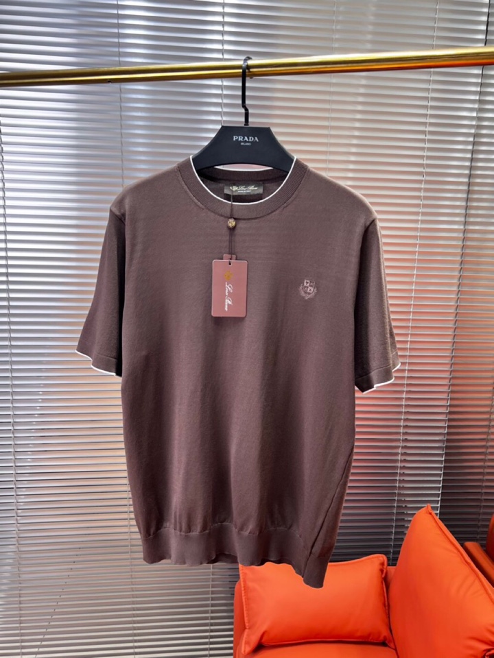 Loro Piana 诺悠翩雅lP🆕 意大利短袖圆领T恤针织衫！手感细腻穿着舒服，特定优质丝棉混纺纱线，