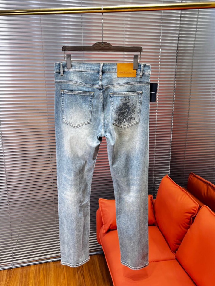 Dolce & Gabbana 杜嘉班纳 DG高级定制 ss春夏新款原单牛仔裤 修身直筒版型，柜台同步发