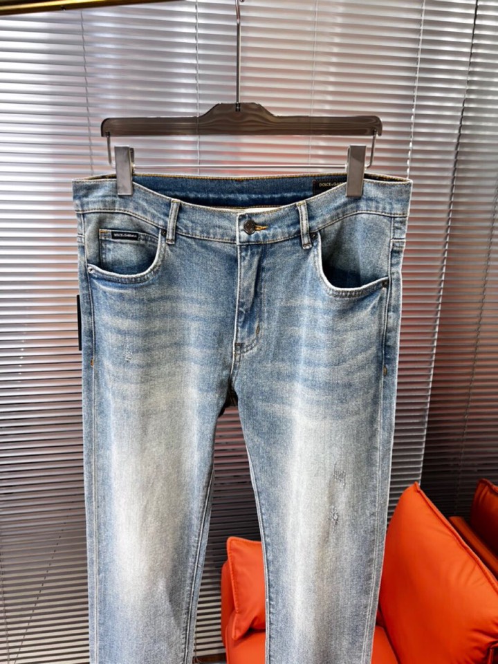 Dolce & Gabbana 杜嘉班纳 DG高级定制 ss春夏新款原单牛仔裤 修身直筒版型，柜台同步发