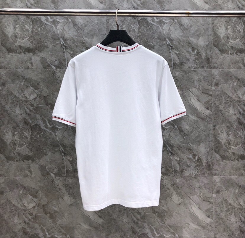 THOM BROWNE 汤姆布朗 TB领袖螺纹间色开衩纯棉短袖 新款圆领T恤，男女同款情侣款\n码数：1