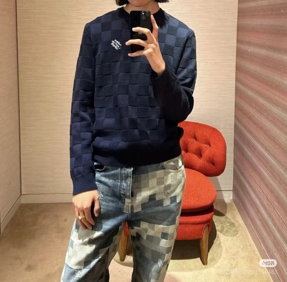 Louis Vuitton 路易威登LV 驴牌新款圆领毛衣羊毛衫。。100%羊毛面料\n男女同款情侣款\