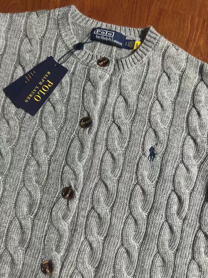 RL拉夫劳伦🌺女款麻花羊毛开衫，爆款毛衣，80%羊毛含量，柔软保暖，共七个颜色，S ML三个码，合身版型