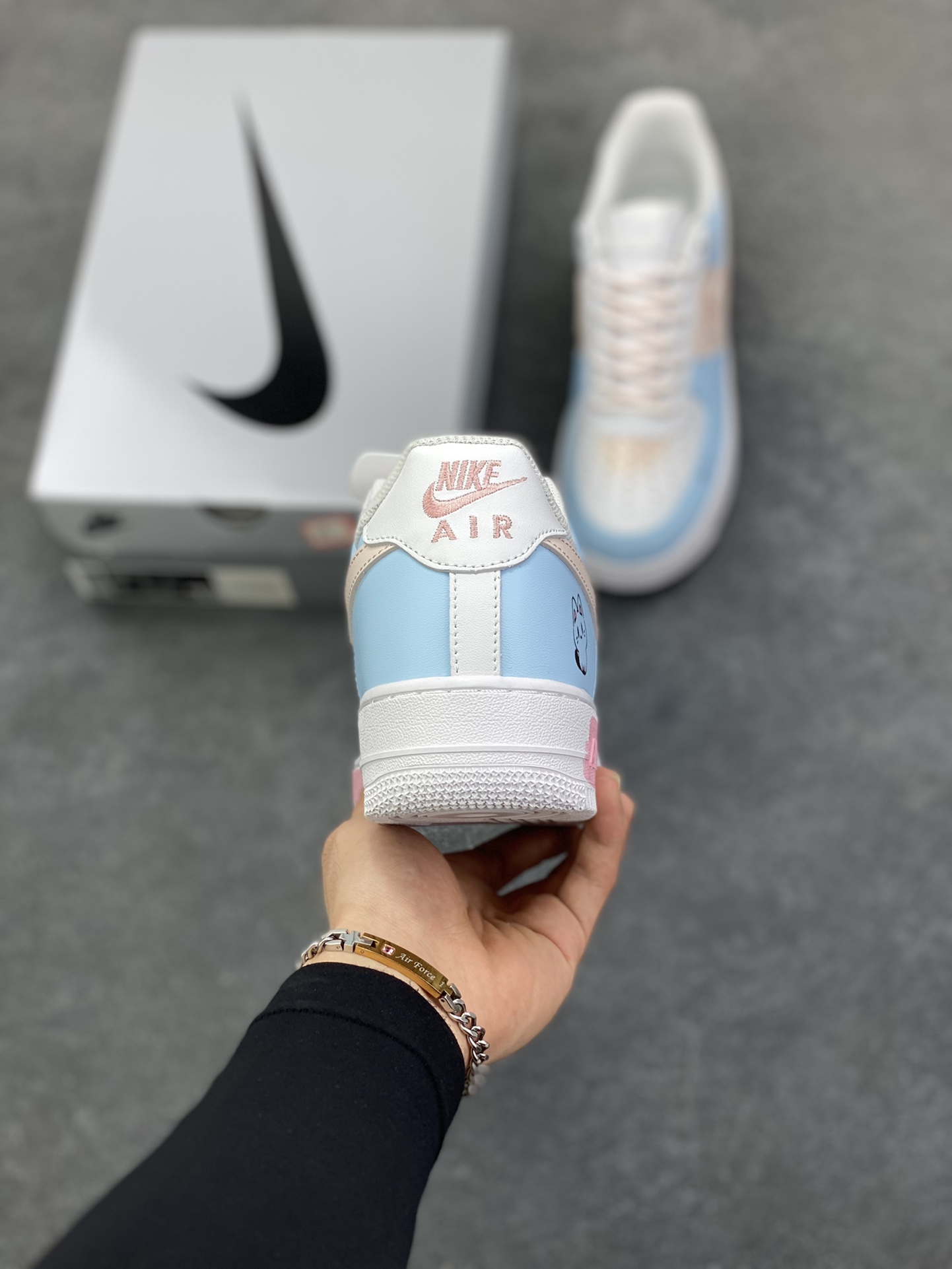 图片[4]-Nike Air Force 1 Low’07小鱼小猫 空军一号低帮休闲板鞋 定制皮料 定制鞋盒 原楦原纸板 纯正空军版型 内置全掌气垫 货号：ZH0316-107 尺码：36 36.5 37.5 38 38.5 39 40 40.5 41 42 42.5 43 44 44.5 45-选品中心