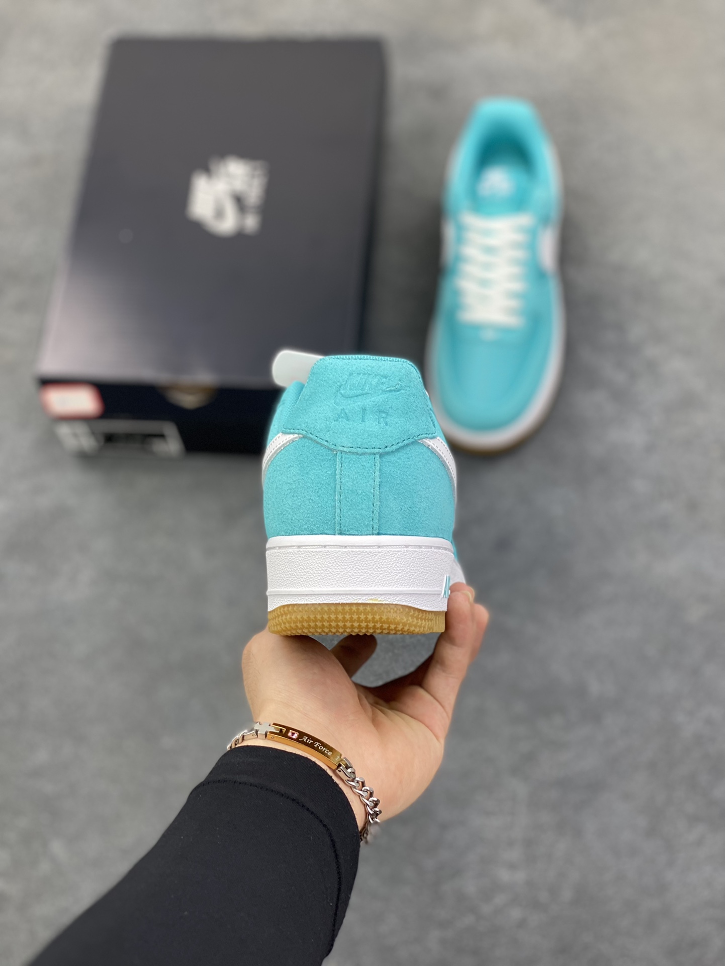 图片[4]-Nike Air Force 1 Low 蓝白 空军一号低帮运动休闲板鞋 原楦头原纸板 打造纯正空军版型 专注外贸渠道 全掌内置蜂窝气垫 原盒配件 原厂中底钢印、拉帮完美 货号：IB6388-301 尺码：36 36.5 37.5 38 38.5 39 40 40.5 41 42 42.5 43 44 44.5 45-选品中心