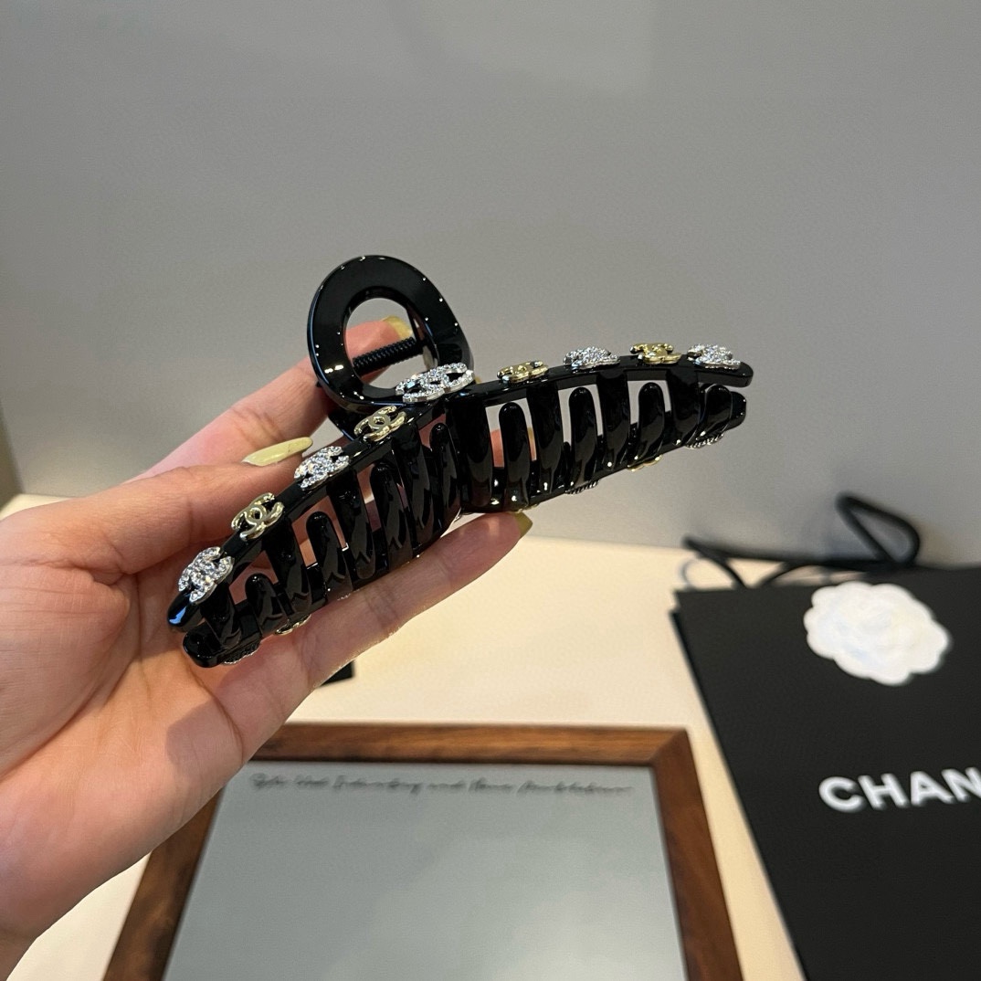 🆕

Chanel香奈儿新款发夹