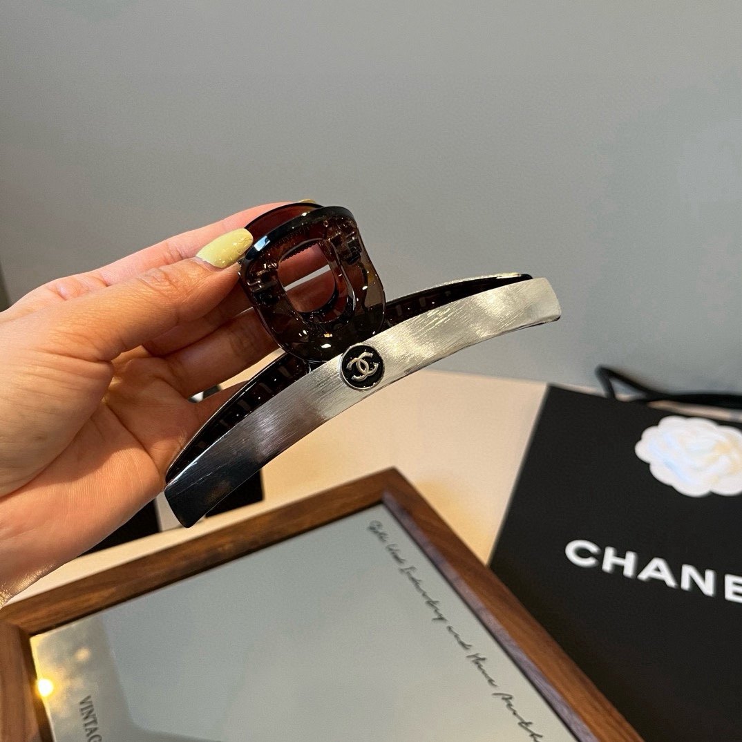 🆕

Chanel香奈儿发夹