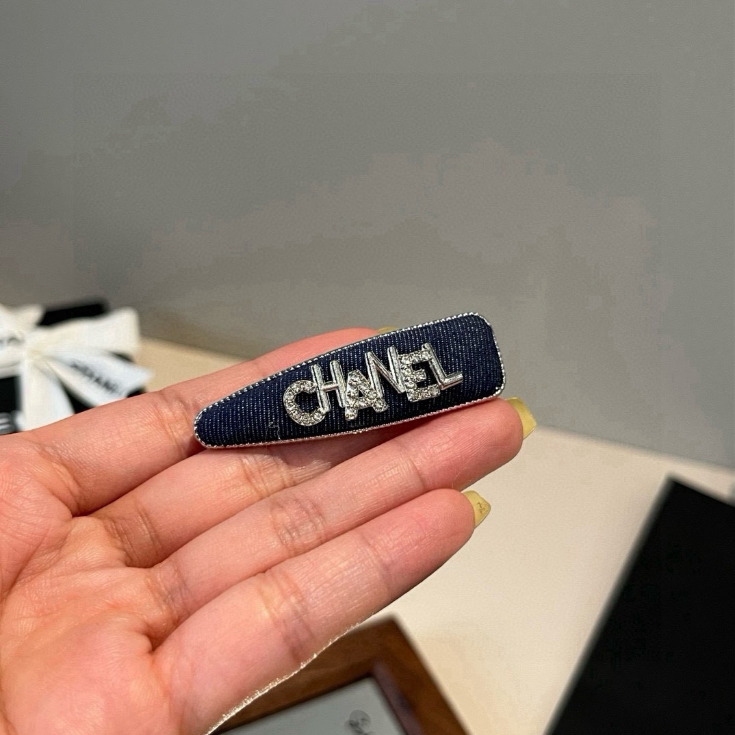 🆕《单个》


Chanel香奈儿发夹