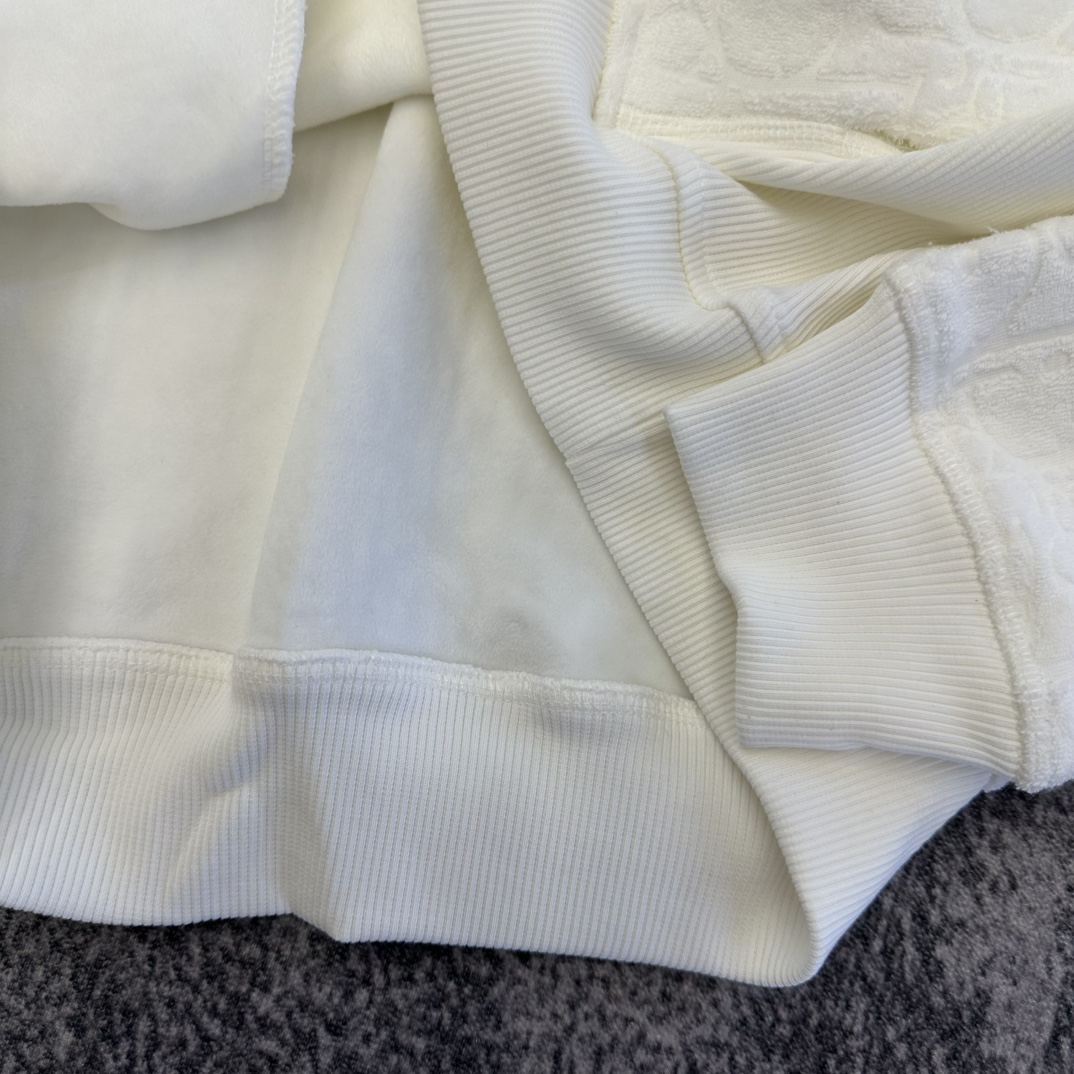 DR Hooded Sweatshirt: Stylish & Comfortable - Black, Grey & White Options 7 i1756972762 2752 5