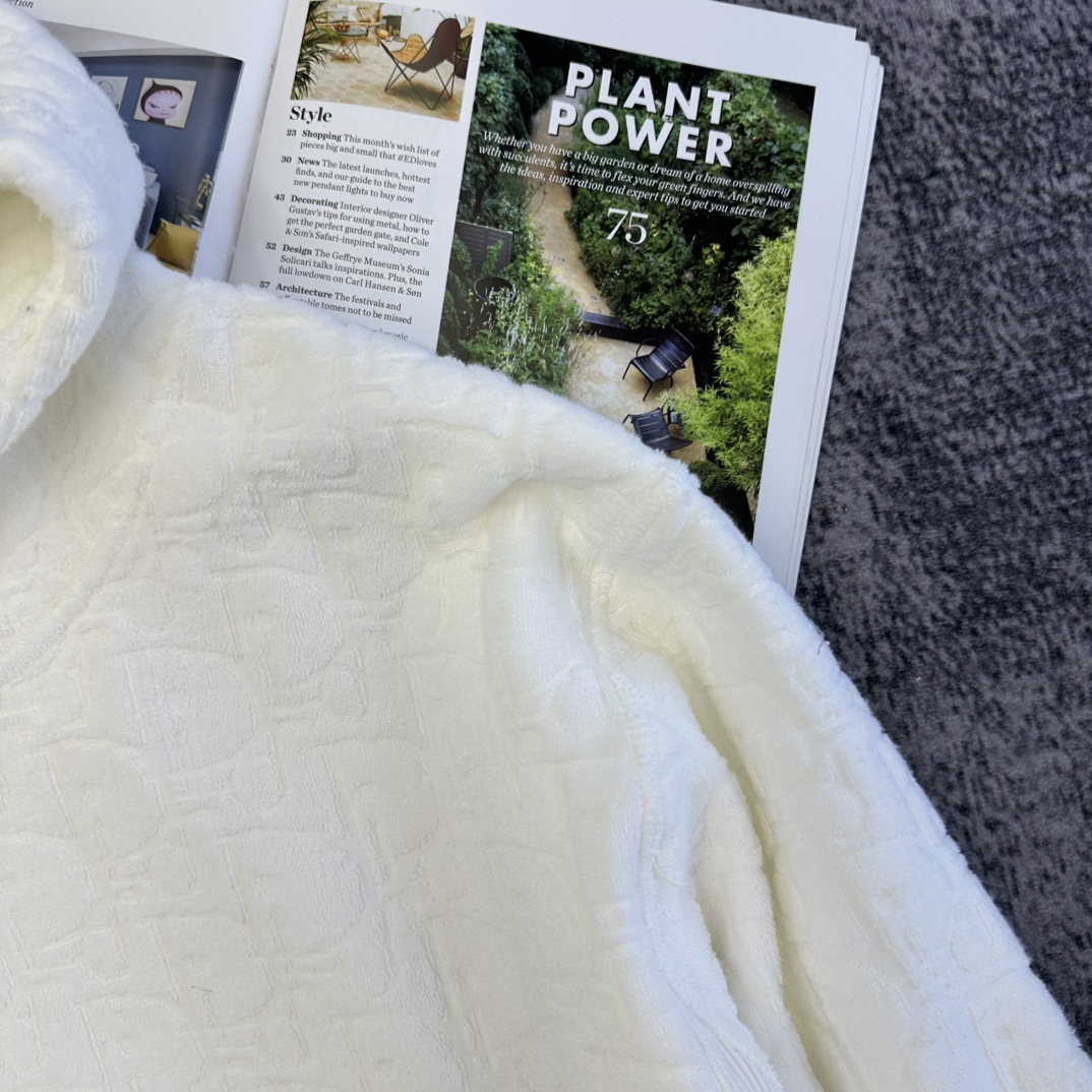 DR Hooded Sweatshirt: Stylish & Comfortable - Black, Grey & White Options 9 i1756972762 3469 7