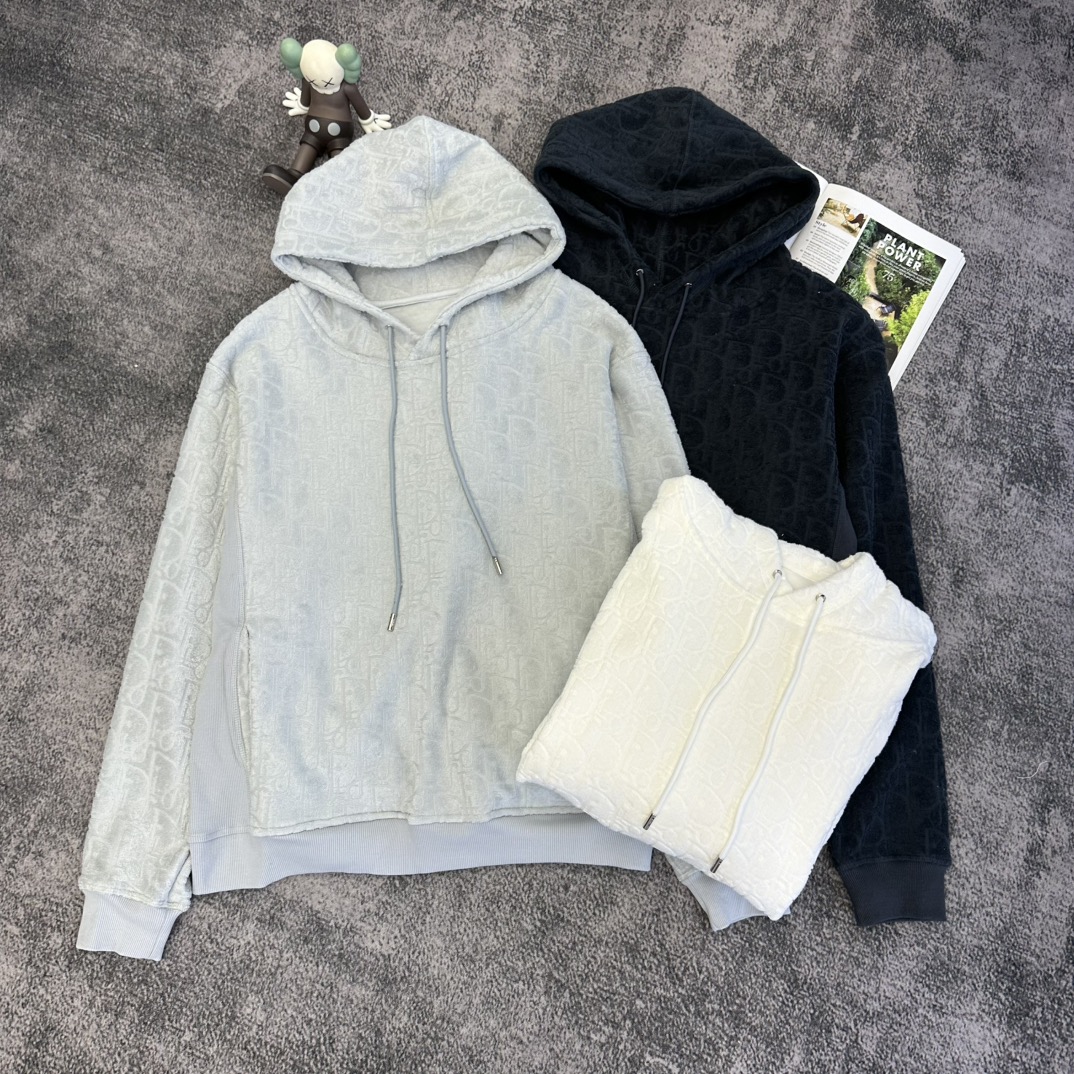 DR Hooded Sweatshirt: Stylish & Comfortable – Black, Grey & White Options