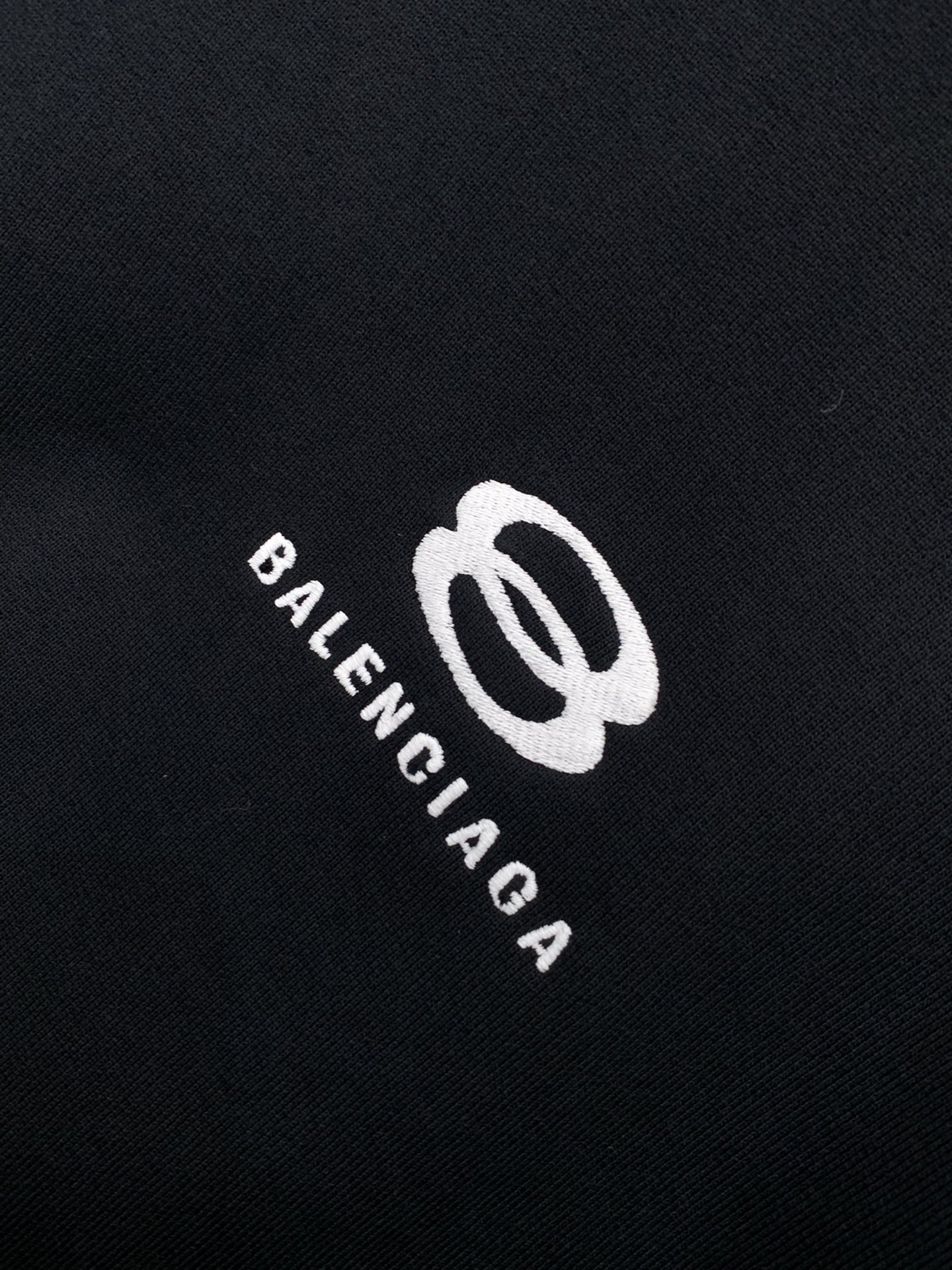 ，Balenciaga 巴黎世家，2025秋季最新款，专柜同步有售，原单狠货，爆款时尚休闲连帽外套，进口