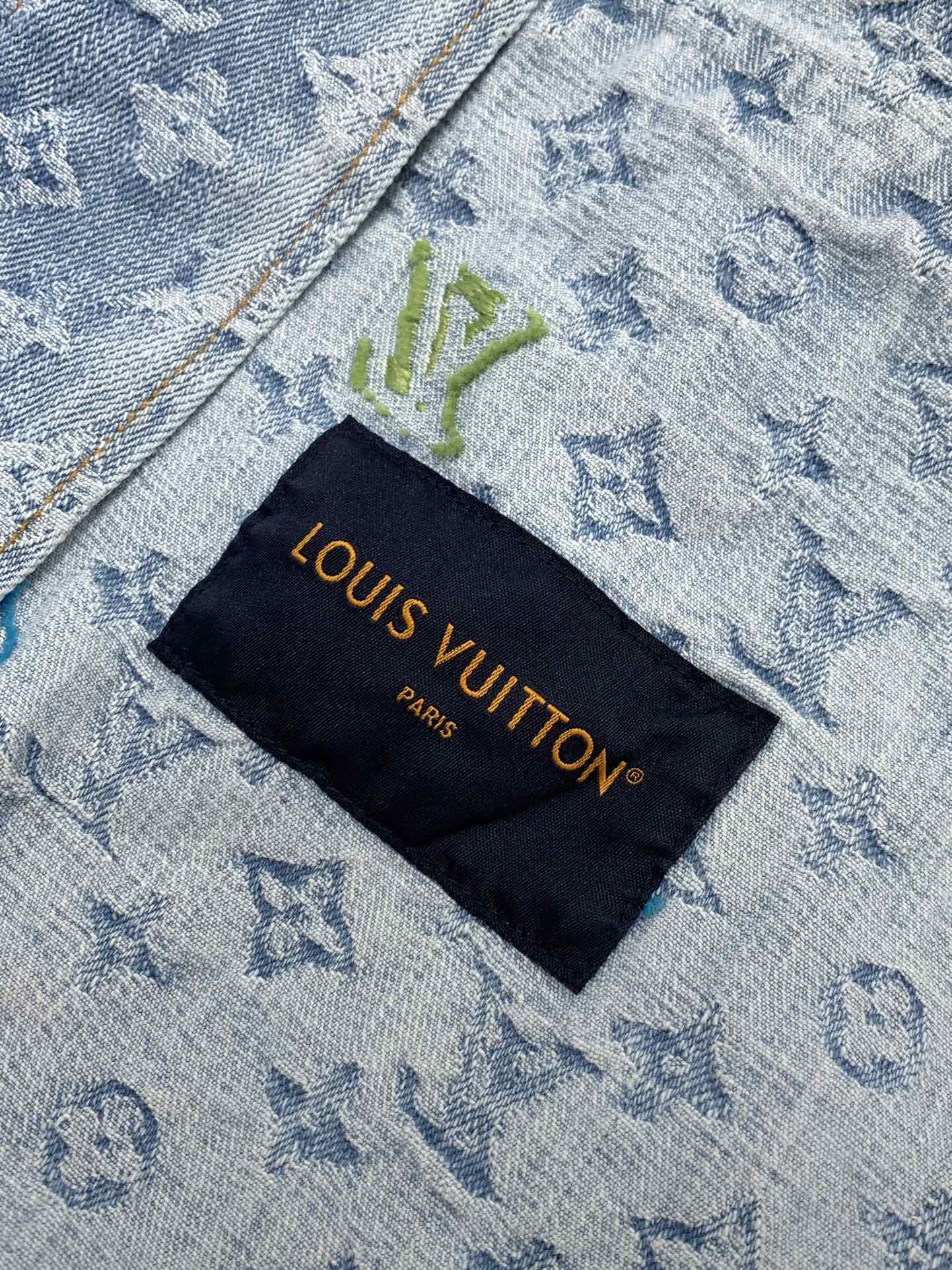 ，LouisVuitton 路易威登，2025秋季最新款，专柜同步有售，原单狠货，时尚休闲连帽牛仔外套，