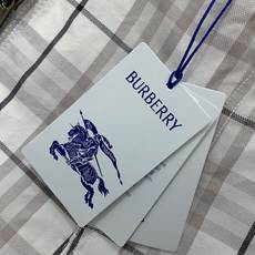 ,Burberry 巴宝莉,2025秋季最新品,专柜同步有售,原单狠货,时尚休闲裤,进口原版面料,上身舒 ,Burberry 巴宝莉,2025秋季最新品,专柜同步有售,原单狠货,时尚休闲裤,进口原版面料,上身舒