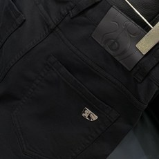 颜色:黑,黑蓝,Burberry 巴宝莉,2025秋季最新品,专柜同步有售,原单狠货,时尚休闲裤,进口原 颜色:黑,黑蓝,Burberry 巴宝莉,2025秋季最新品,专柜同步有售,原单狠货,时尚休闲裤,进口原
