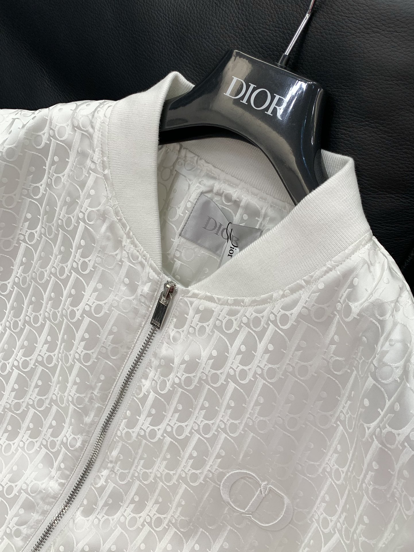 ，Dior 迪奥， 2025秋季新品，专柜同步有售，简约时尚休闲夹克外套，原版进口面料，舒适透气，顶级刺