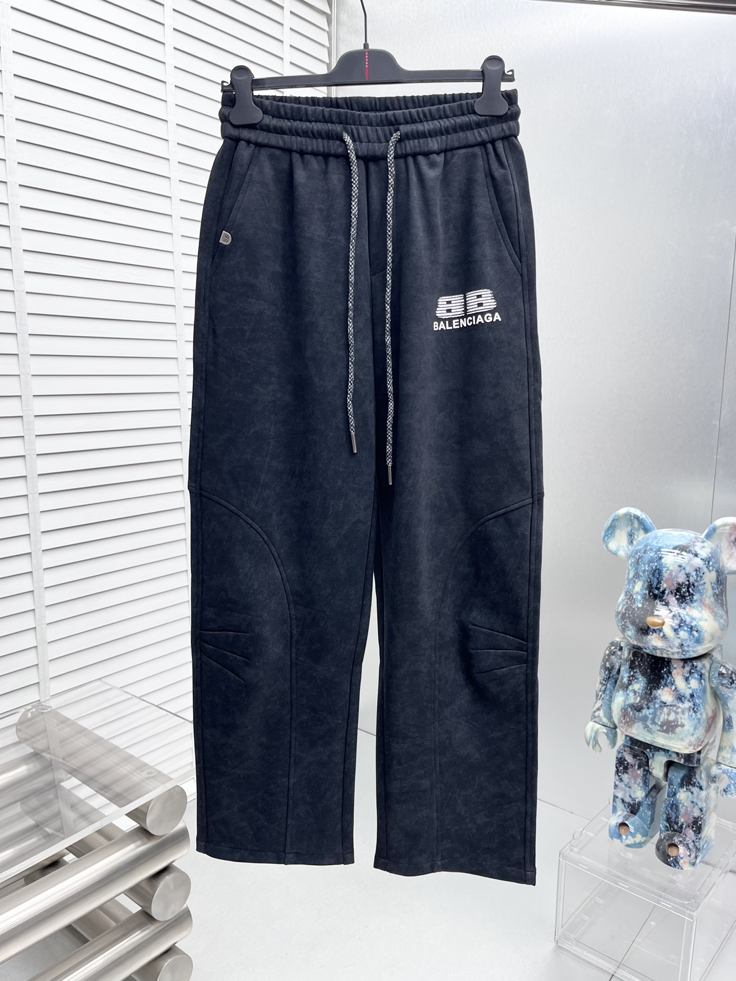 _dhu9se_GNL0RxmdOT70m2z1y1GSxc7PQw8-axmg