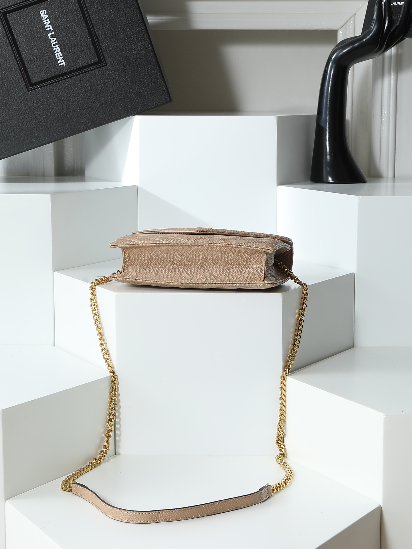 Saint Laurent Beige 20×17×6cm crossbody 20x17 everyday