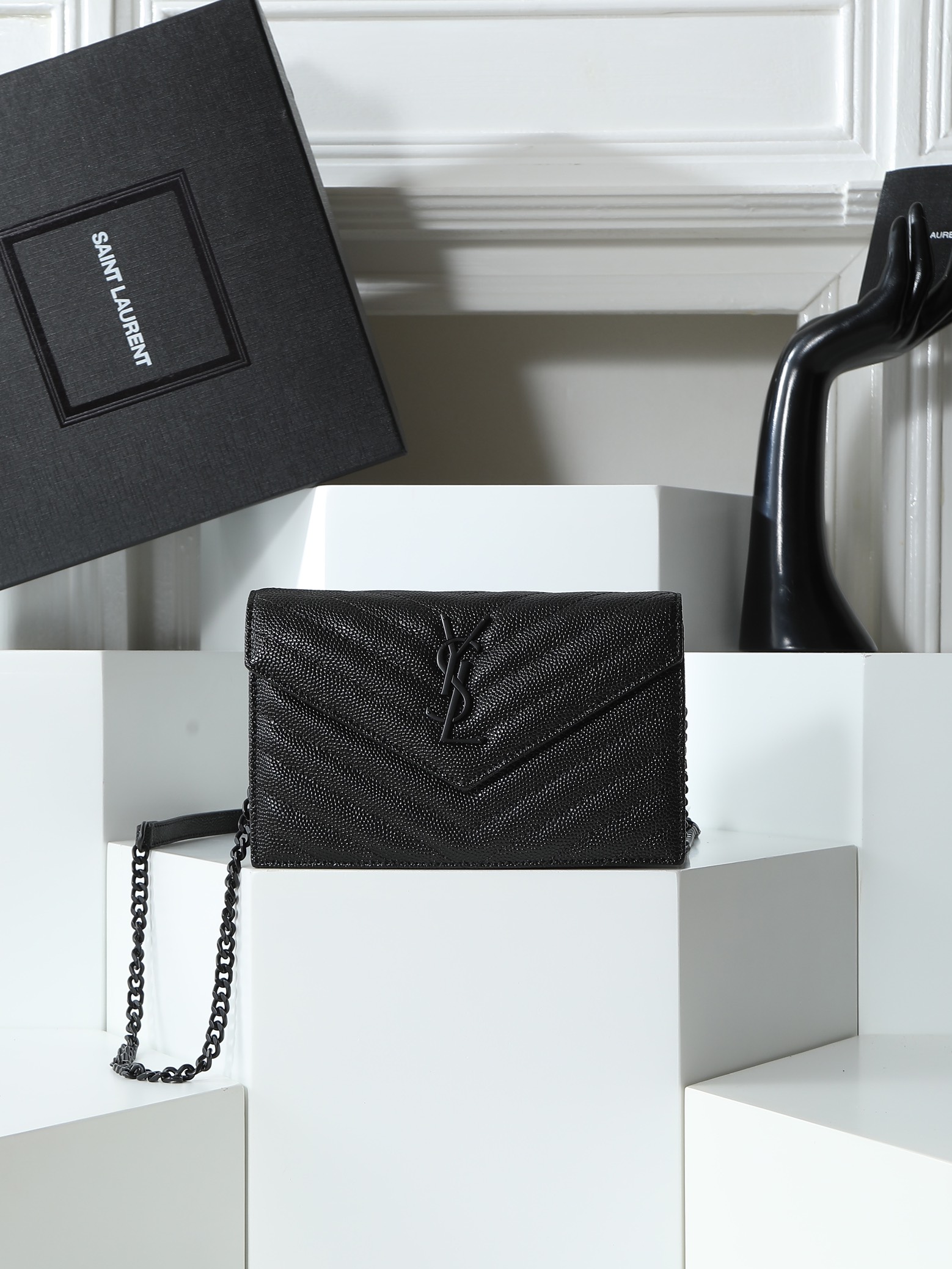 Saint Laurent Envelope Black 20×17×6cm crossbody 20x17 everyday