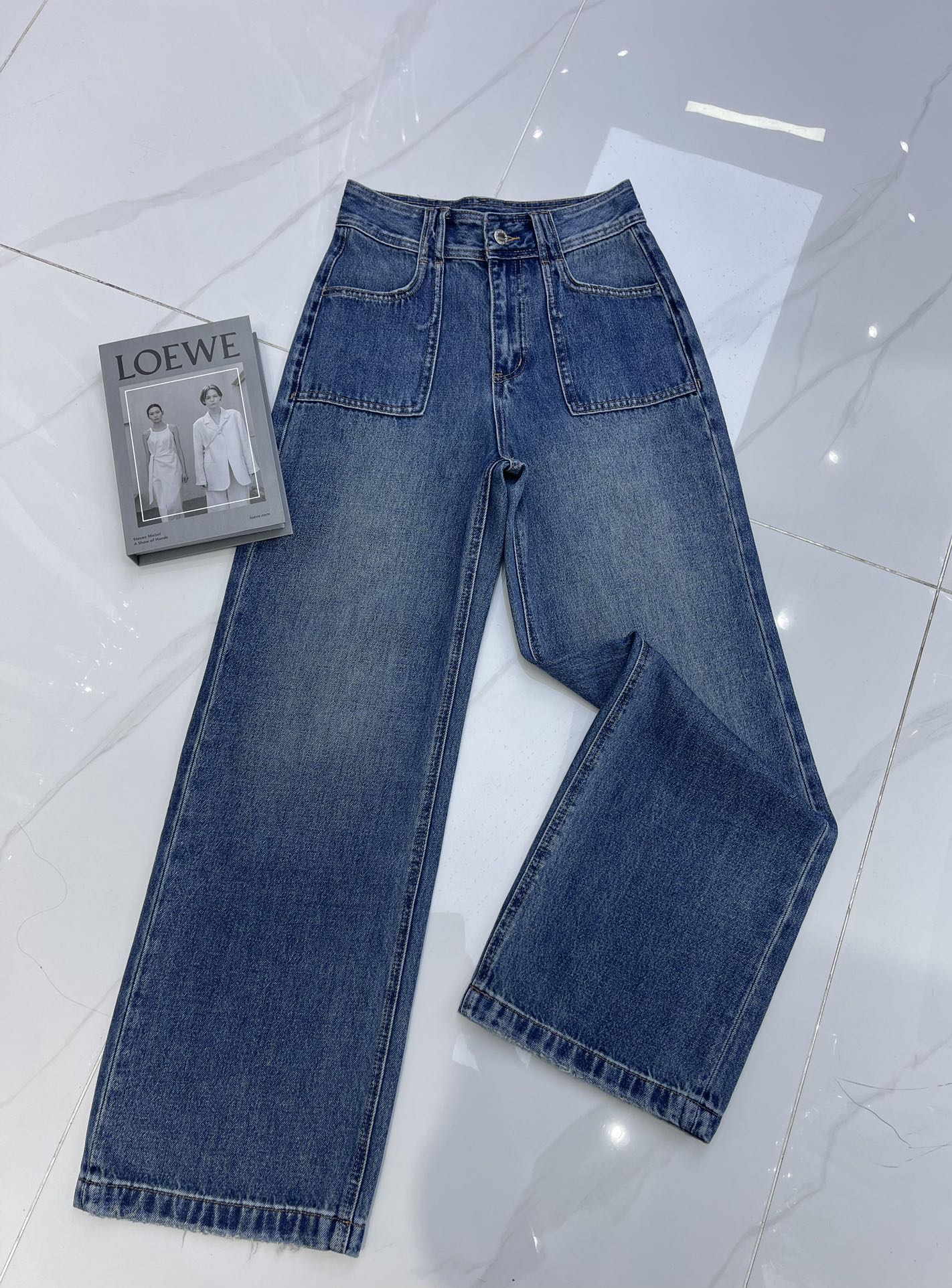 Alexander Wang Vintage Wash Denim Straight Leg Jeans - High-Waisted, Relaxed Fit 3 i1757044280 3065 1