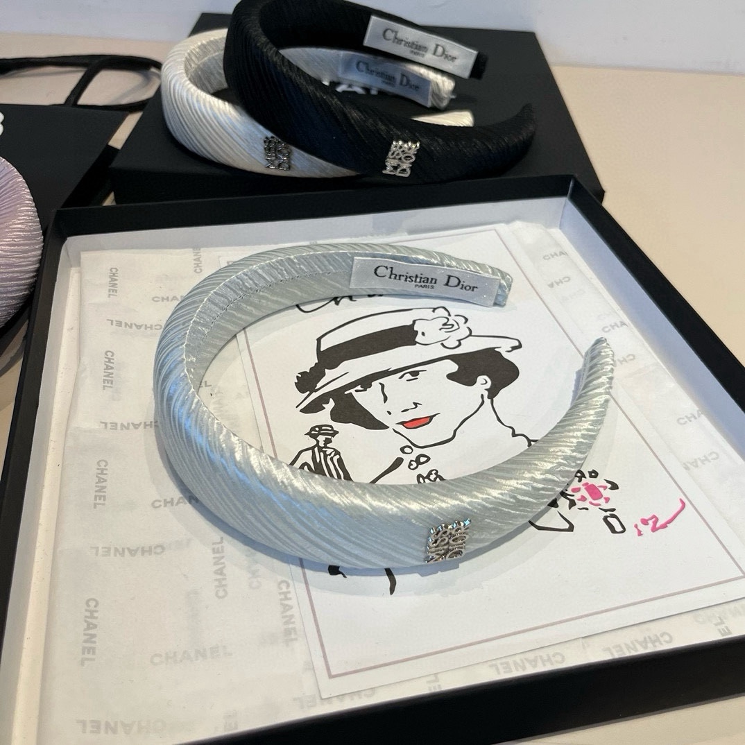🆕

Dior迪奥新款发箍