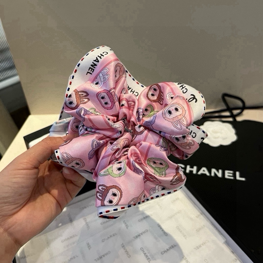 🆕


Chanel香奈儿发圈