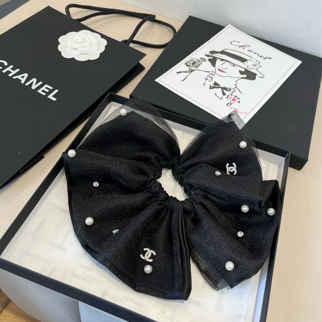 🆕

Chanel香奈儿高级发圈，带手工钉珠