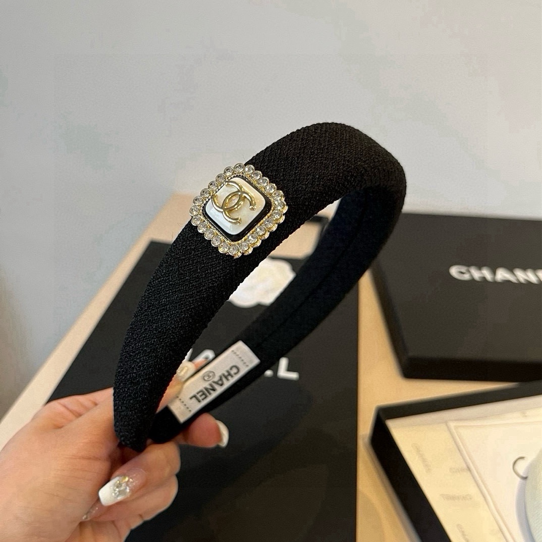 🆕

Chanel香奈儿蝴蝶结发箍