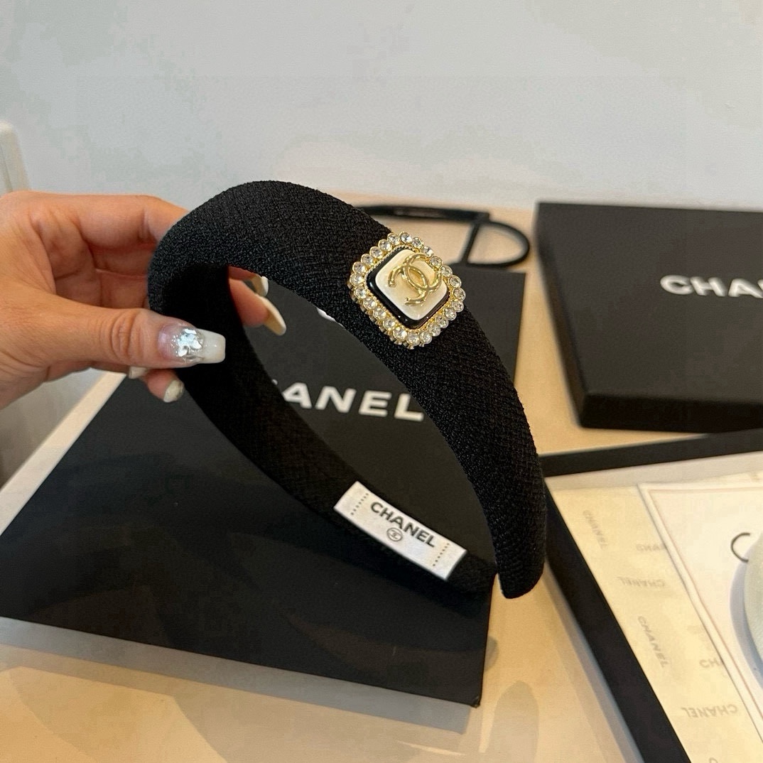 🆕

Chanel香奈儿蝴蝶结发箍