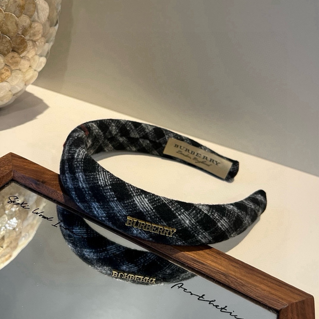 🆕

Burberry巴宝莉新款发箍