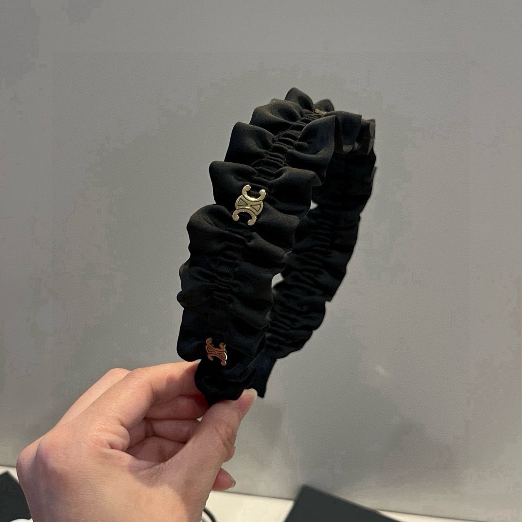 🆕


Celine赛琳发箍