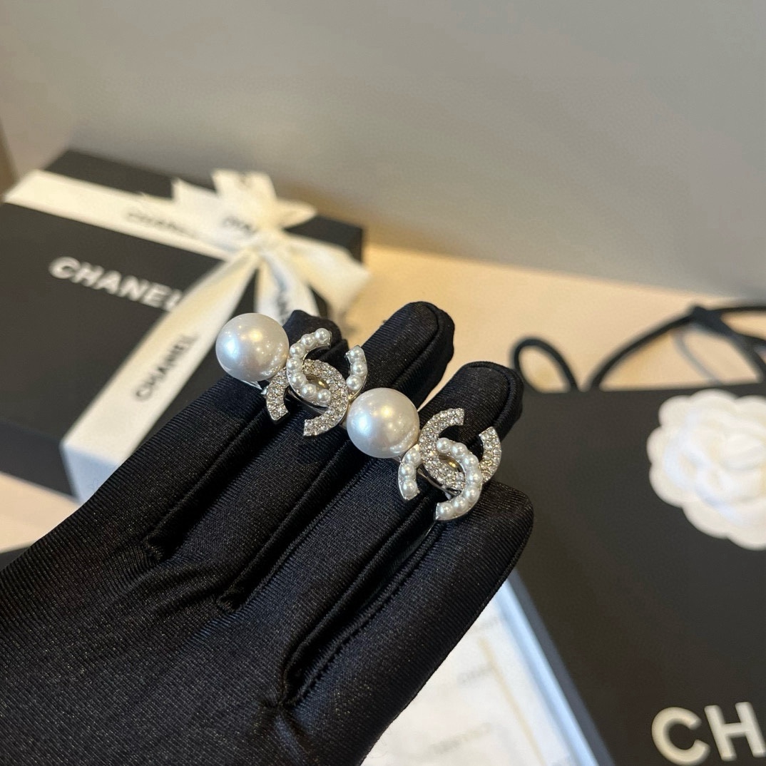 🆕

Chanel香奈儿发夹