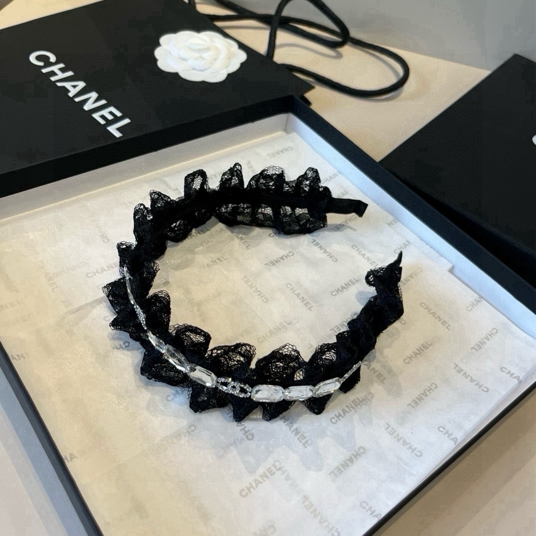 🆕 

Chanel香奈儿新款发箍