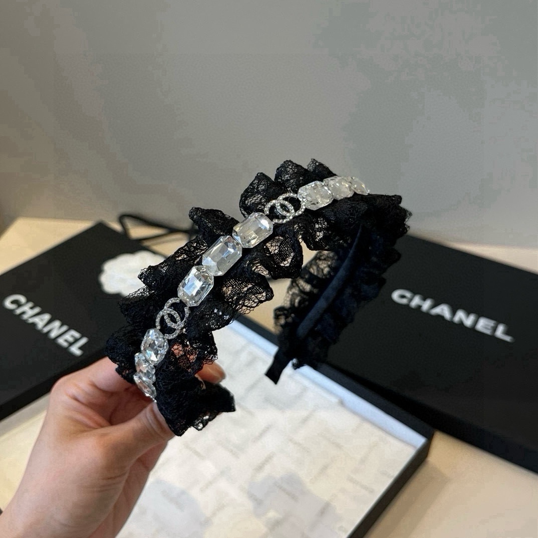 🆕 

Chanel香奈儿新款发箍