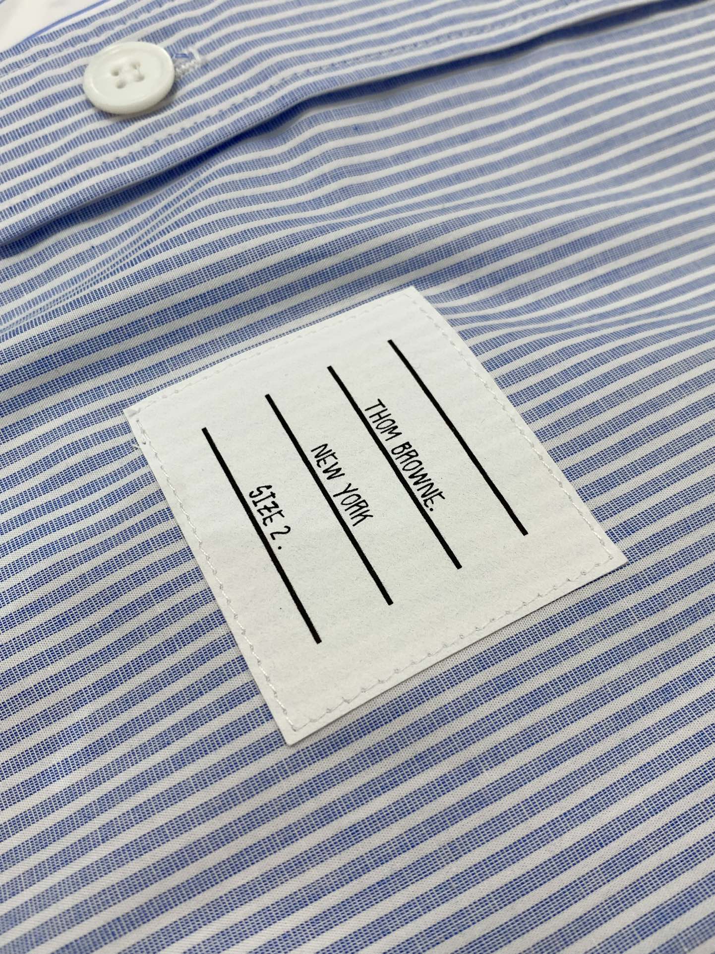 ，Thom Browne 汤姆·布朗 ，2025秋季最新品，时尚休闲长袖衬衫，专柜同步有售，原单狠货，采