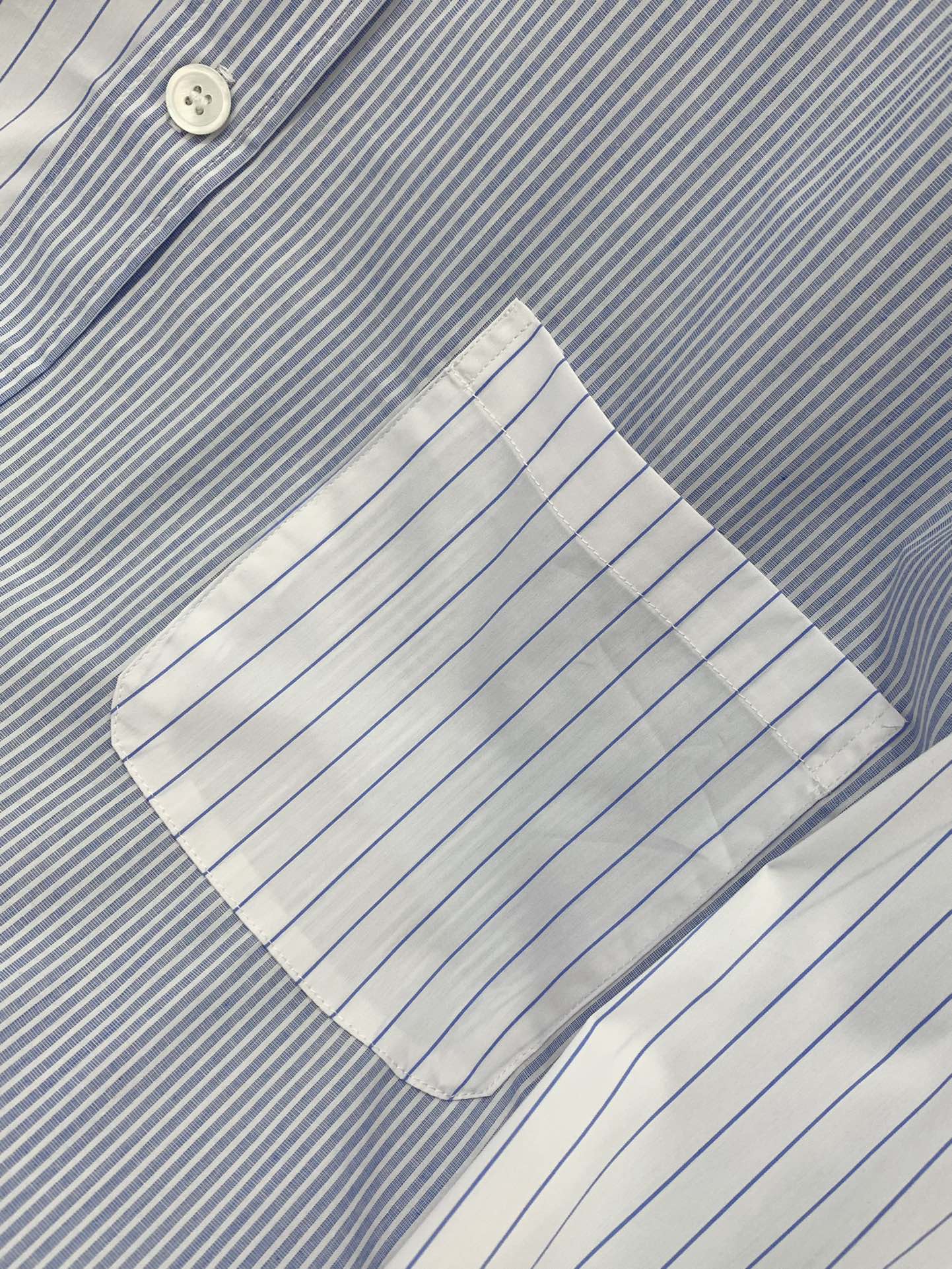 ，Thom Browne 汤姆·布朗 ，2025秋季最新品，时尚休闲长袖衬衫，专柜同步有售，原单狠货，采