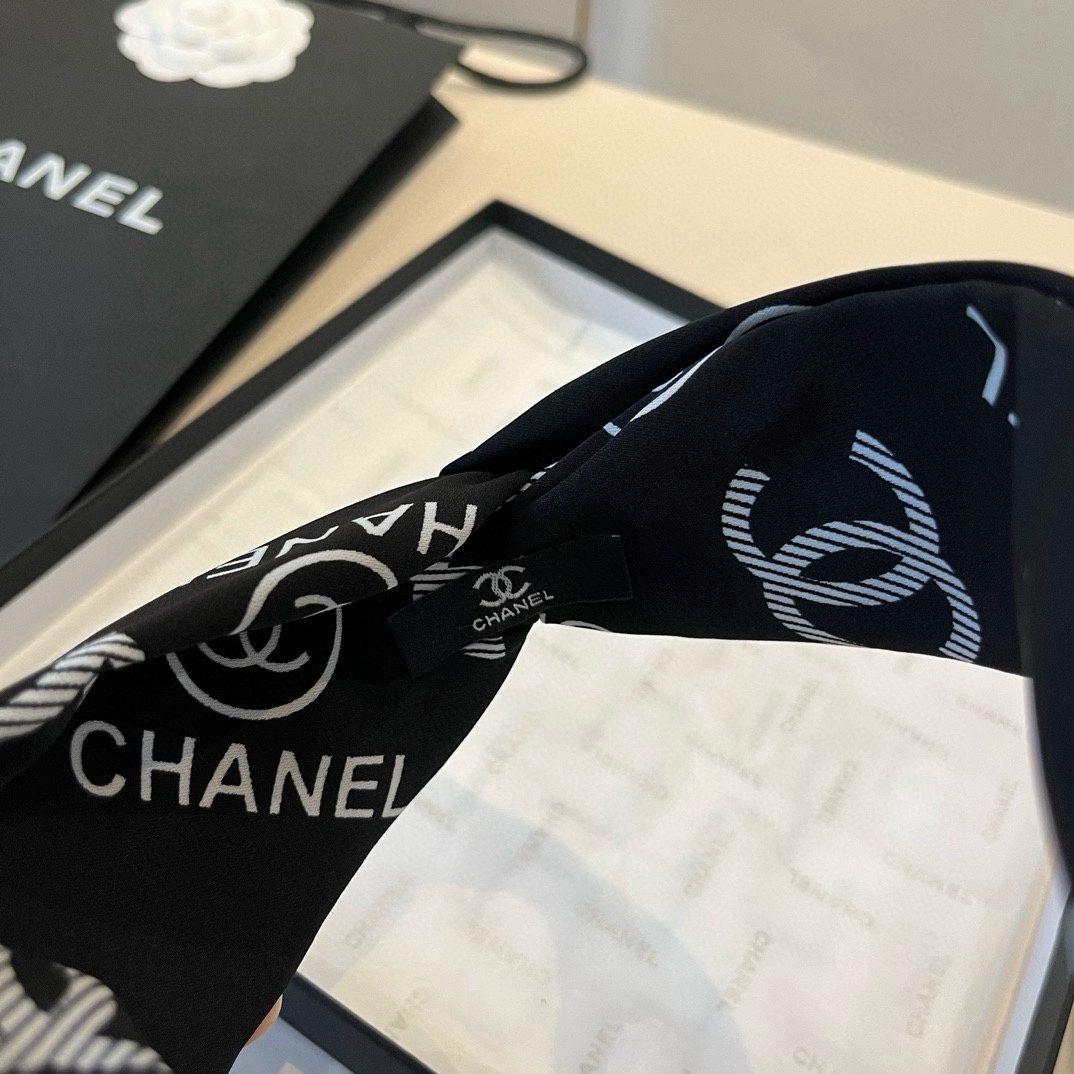 🆕

Chanel香奈儿发箍