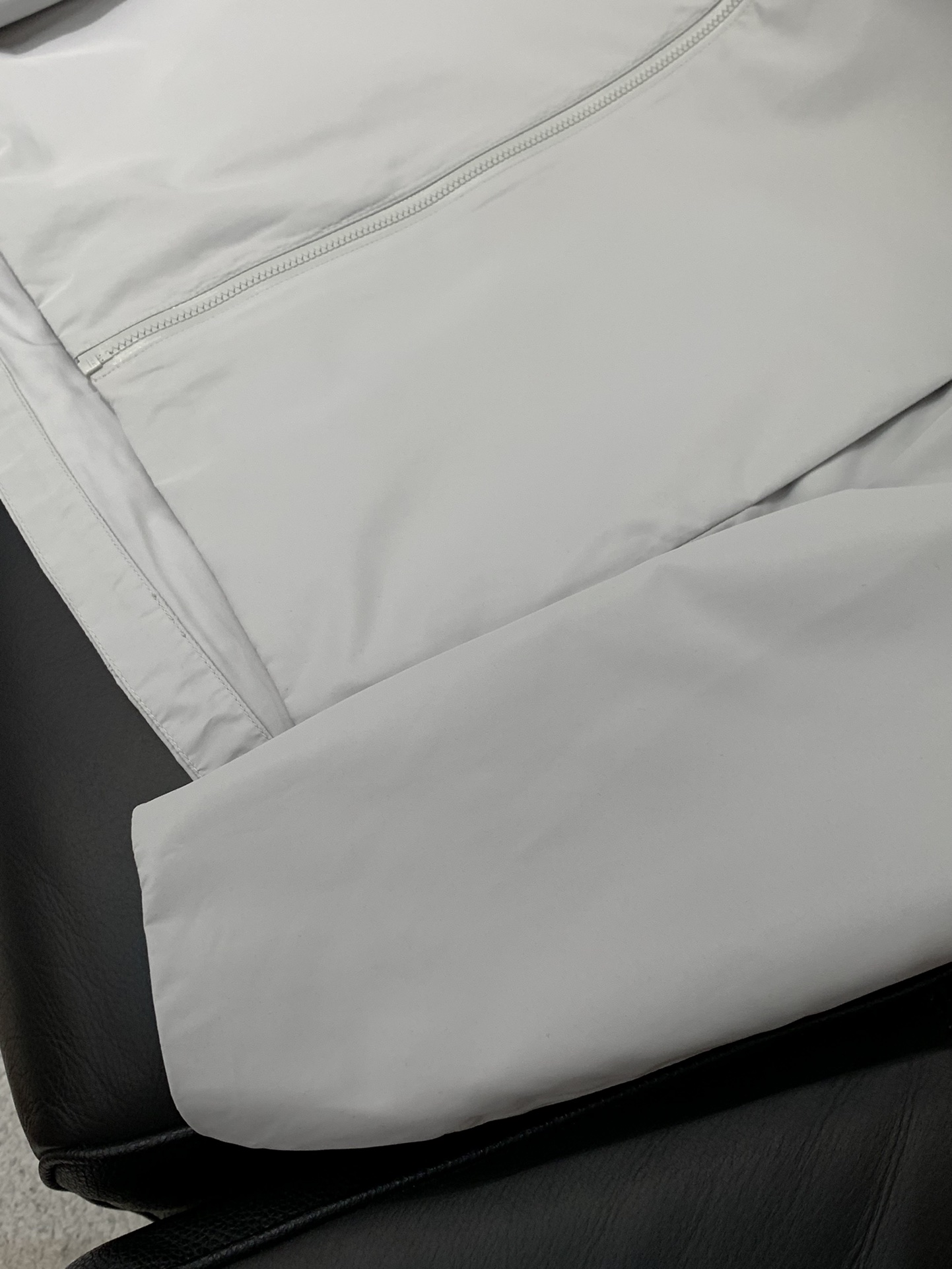 ，ARCTERYX 始祖鸟，2025秋季AW新品，时尚休闲连帽外套，专柜同步有售，原单狠货，进口原版面料