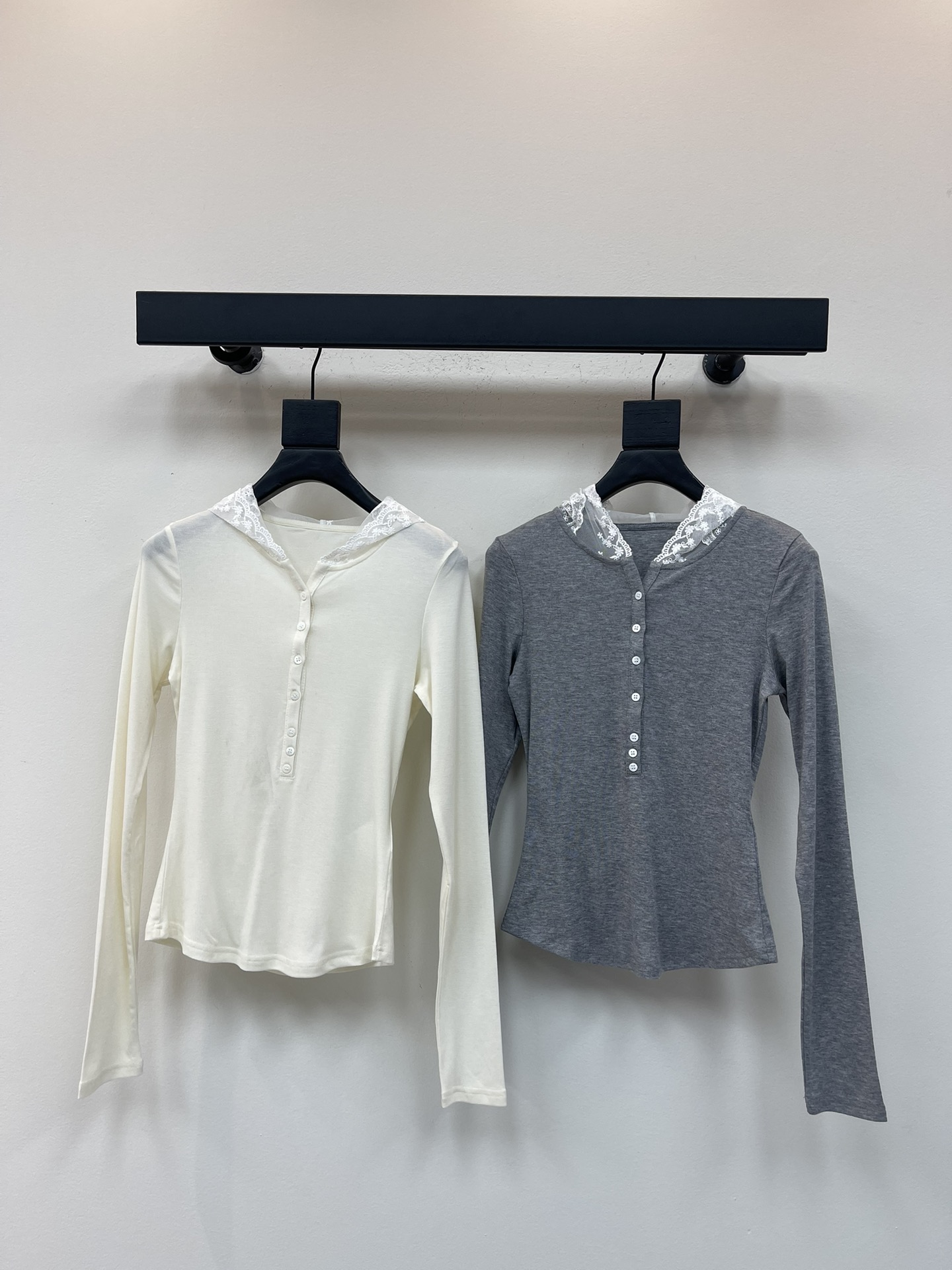 NO:492659,~ New autumn and winter simple lace hat fashionable top, not picky about body shape, very good-looking on the outside, SML, hats, alexander wang19860909～ 秋冬新款简约蕾丝帽时髦上衣 完全不挑身材,打底外穿非常好看 SML,,hats,alexander wang,Women's clothing