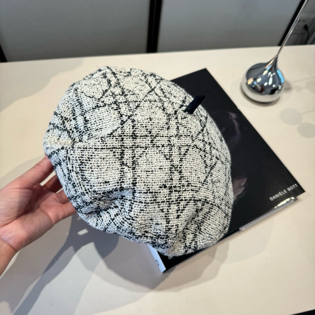 🆕

Dior迪奥新款贝雷帽，高端定制，头围57cm