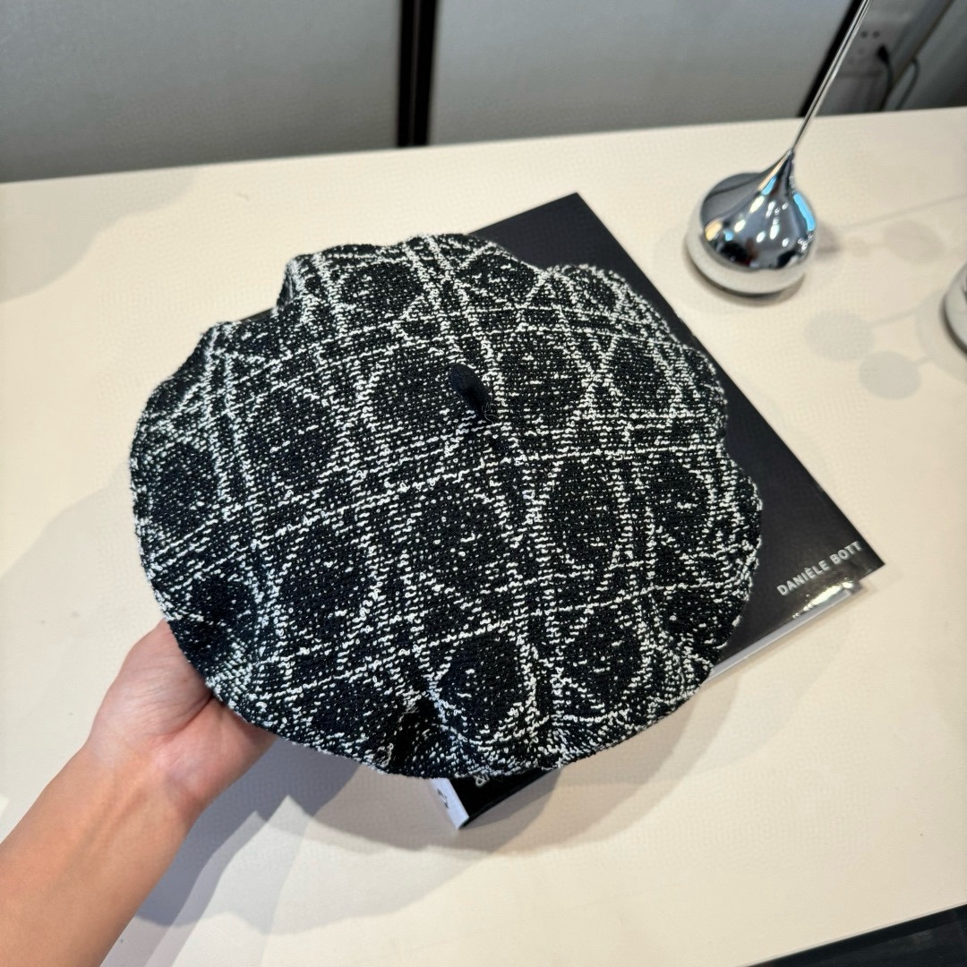 🆕

Dior迪奥新款贝雷帽，高端定制，头围57cm